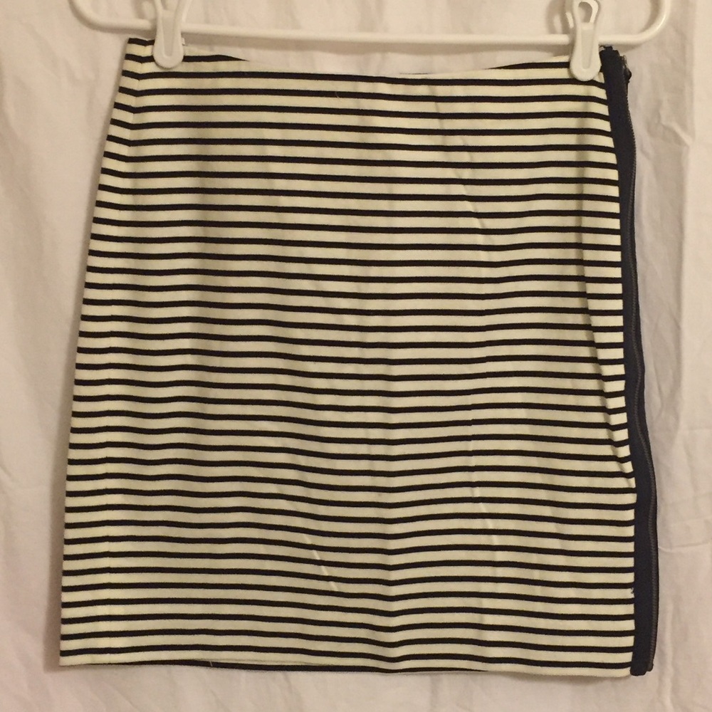 striped skirt